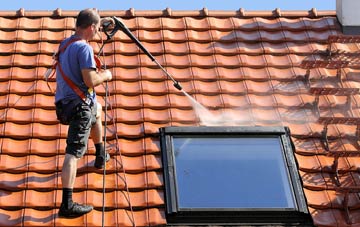 roof cleaning Wootton Common, Isle Of Wight